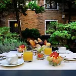 Hotel Sina Palazzo Sant'angelo 4*