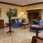Sina Palazzo Sant'angelo Hotel 4*