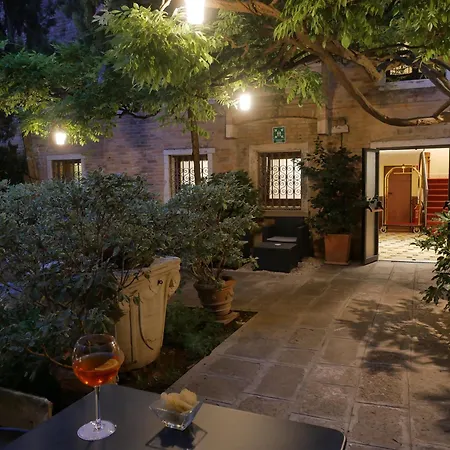 Sina Palazzo Sant'angelo 4*