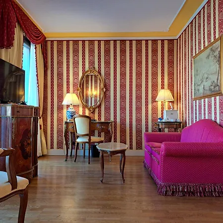 Sina Palazzo Sant'angelo Otel Venedik