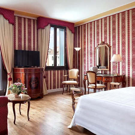 Ξενοδοχείο Sina Palazzo Sant'angelo 4*