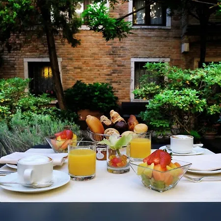 Hotell Sina Palazzo Sant'angelo 4*