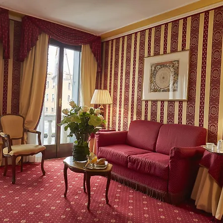 ホテル シーナ パラッツォ サンタンジェロ 4*