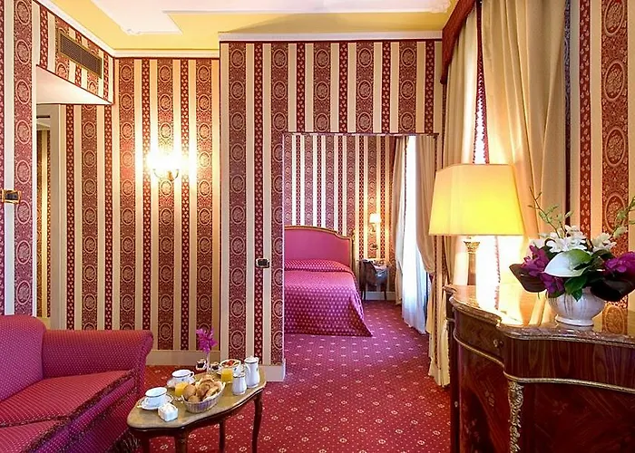 シーナ パラッツォ サンタンジェロ ホテル 4*