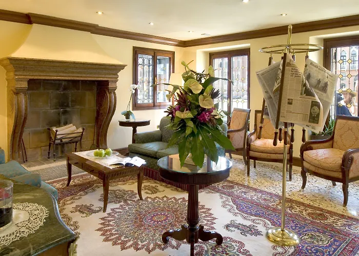 ホテル シーナ パラッツォ サンタンジェロ 4*