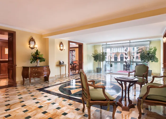 ホテル シーナ パラッツォ サンタンジェロ