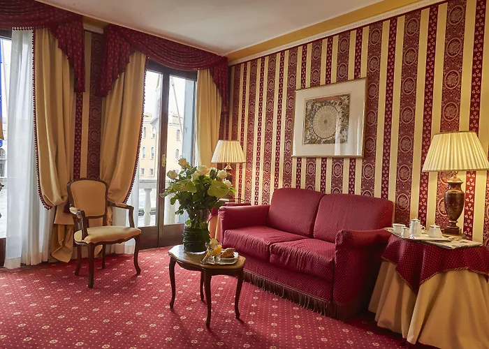 ホテル シーナ パラッツォ サンタンジェロ 4*