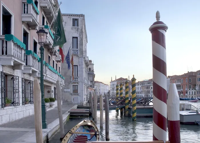 シーナ パラッツォ サンタンジェロ ホテル