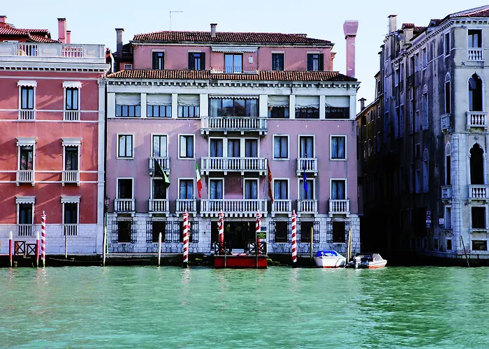 シーナ パラッツォ サンタンジェロ 4* ヴェネツィア