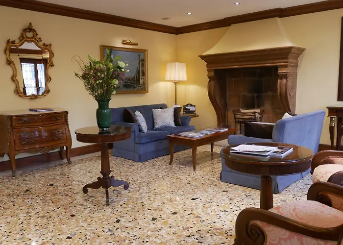 シーナ パラッツォ サンタンジェロ ホテル 4*