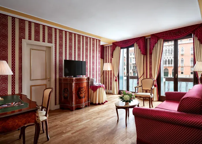 シーナ パラッツォ サンタンジェロ 4*