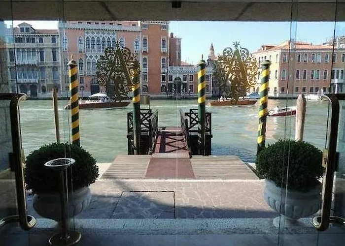 シーナ パラッツォ サンタンジェロ 4* ヴェネツィア