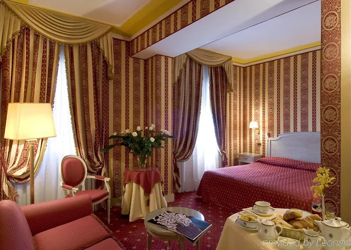 ホテル シーナ パラッツォ サンタンジェロ 4*