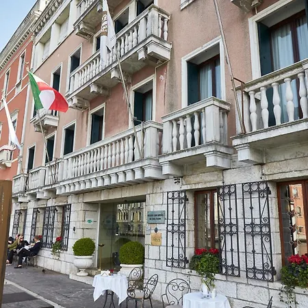 Hotel Sina Palazzo Sant'angelo 4*