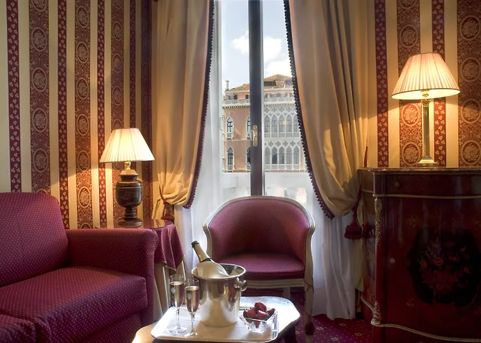 سينا بالازو سانت أنغلو البندقية