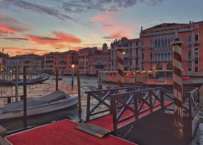 سينا بالازو سانت أنغلو البندقية