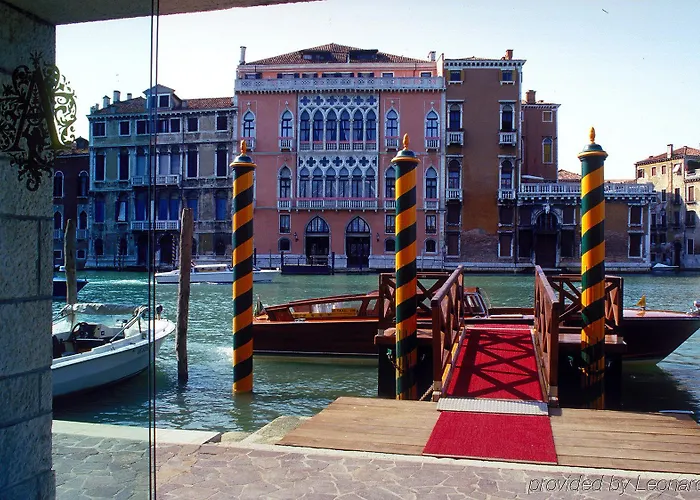 فندق سينا بالازو سانت أنغلو