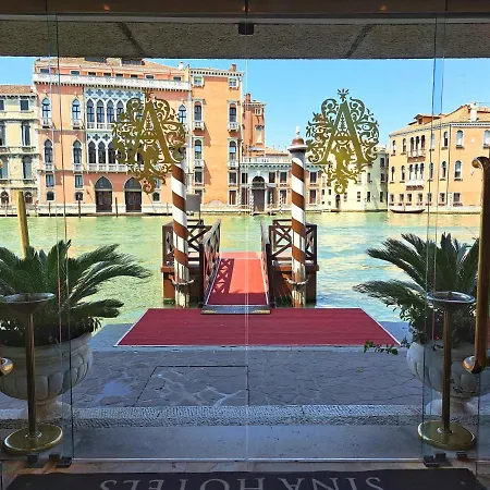 시나 팔라초 산탄젤로 4*